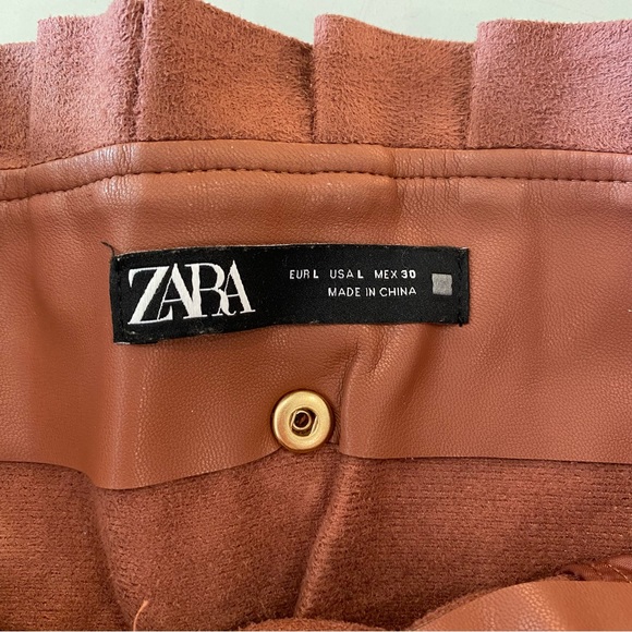 Zara Blogger Favorite Faux Leather Pleated Mini Skirt in Whiskey - Picture 13 of 16